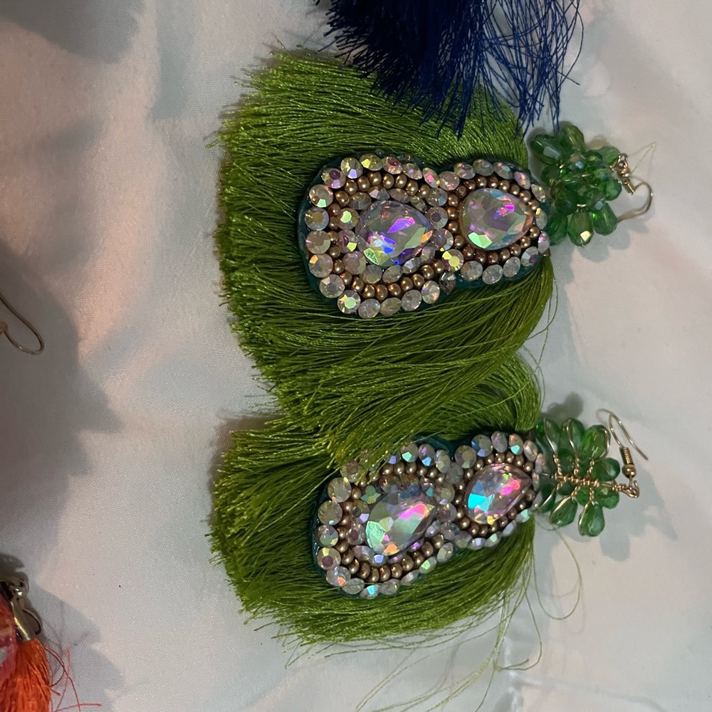 Earrings sets